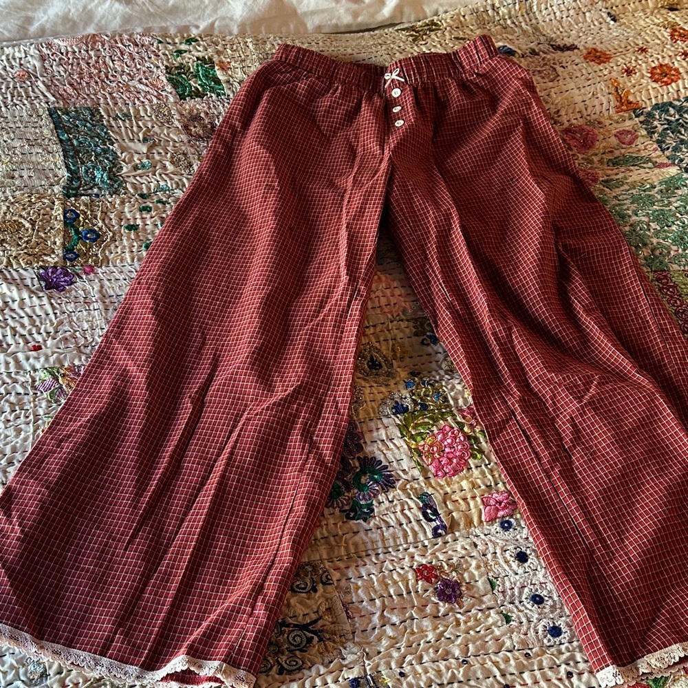 Edikted Women’s Dakota Plaid Pants S